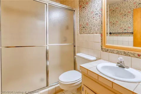 Bath - 3022 Cliff Dr, Fort Smith, AR 72901 photo 5 of 5