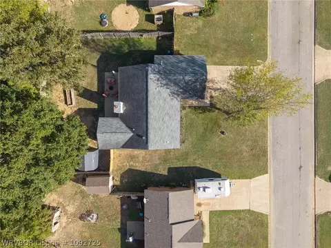 View/Area - 1908 Whippoorwill Dr, Greenwood, AR 72936 photo 2 of 4