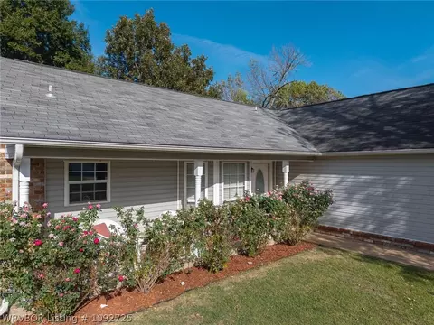 Exterior - 1908 Whippoorwill Dr, Greenwood, AR 72936 photo 5 of 6