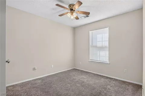 Bedroom - 1908 Whippoorwill Dr, Greenwood, AR 72936 photo 2 of 4