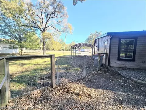Exterior - 1005 Highway 96 SW, Lavaca, AR 72941 photo 4 of 4
