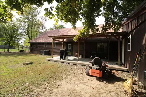 Exterior - 462012 E 1045 Rd, Sallisaw, OK 74955 photo 9 of 11