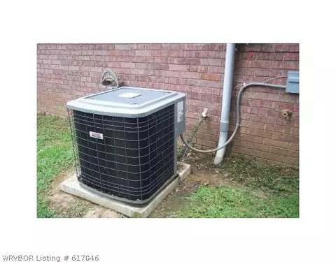 501 Nikolas St, Lavaca, AR 72941 photo 6