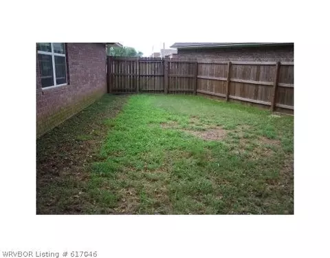 501 Nikolas St, Lavaca, AR 72941 photo 10