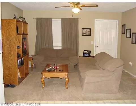 405 Grober St, Paris, AR 72855 photo 2