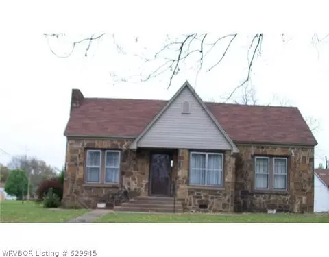 503 E Chism St, Paris, AR 72855 photo 1