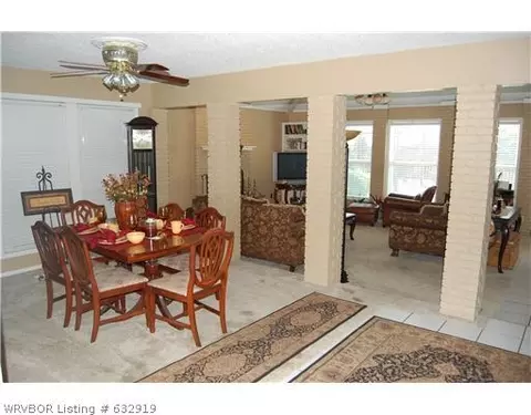 8000 Williamsburg Rd, Fort Smith, AR 72903 photo 6