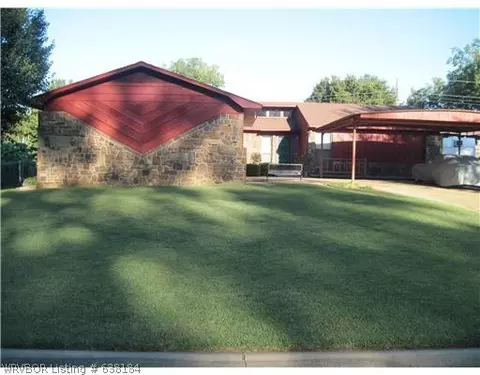 1109 4th St, Paris, AR 72855 photo 1