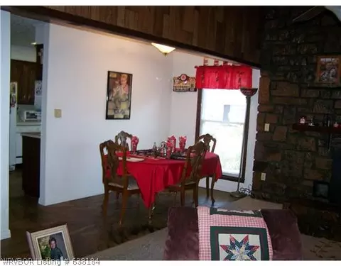 1109 4th St, Paris, AR 72855 photo 4