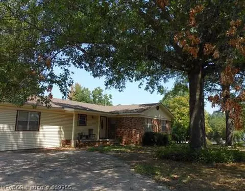 1004 68th Ln, Fort Smith, AR 72903 photo 1