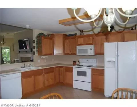 915 N 2 Ter, Barling, AR 72923 photo 6