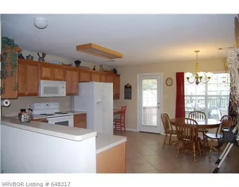 915 N 2 Ter, Barling, AR 72923 photo 5