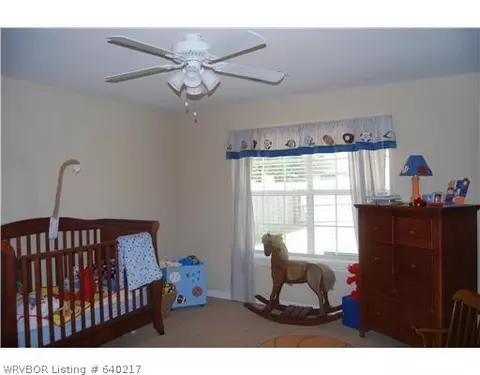915 N 2 Ter, Barling, AR 72923 photo 11