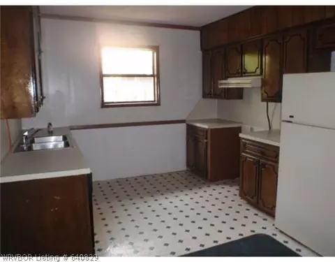 1822 Dodie Ln, Fort Smith, AR 72916 photo 3