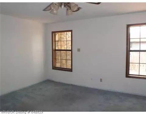 1822 Dodie Ln, Fort Smith, AR 72916 photo 5