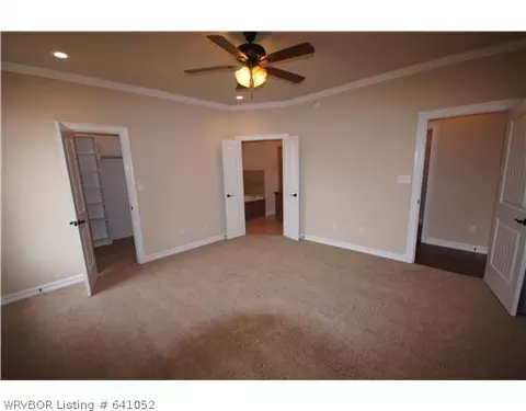 8807 Southridge Dr, Fort Smith, AR 72908 photo 11