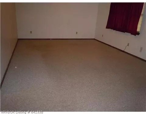 1304 N Davis St, Lavaca, AR 72941 photo 3