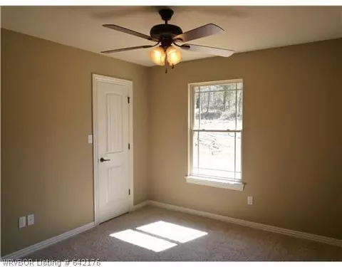8912 Gracie Ln, Fort Smith, AR 72916 photo 11