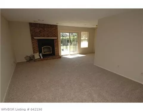 1600 Princeton Dr, Fort Smith, AR 72908 photo 2