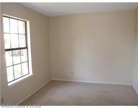 5809 Gary Ct, Fort Smith, AR 72903 photo 8