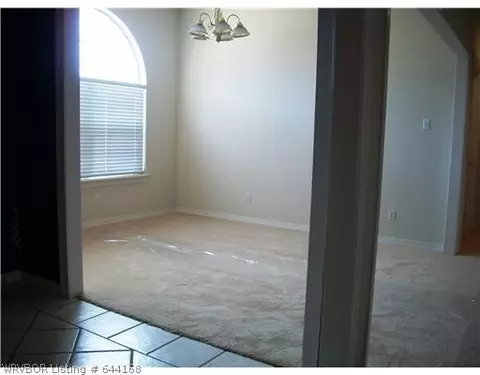 4112 Colton Dr, Fort Smith, AR 72903 photo 4