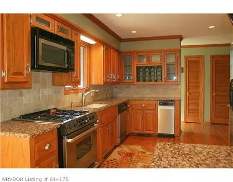 3913 S 27 Cir, Fort Smith, AR 72901 photo 4