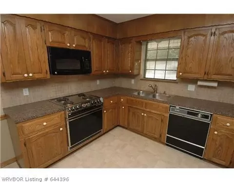 5409 S 93 Cir, Fort Smith, AR 72903 photo 4