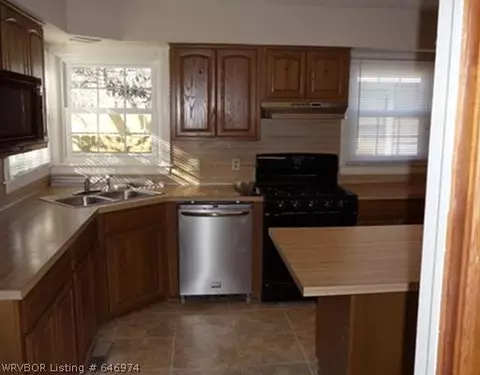 4004 S P St, Fort Smith, AR 72903 photo 6