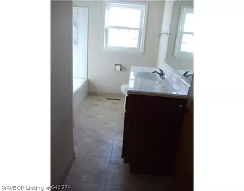 4004 S P St, Fort Smith, AR 72903 photo 9