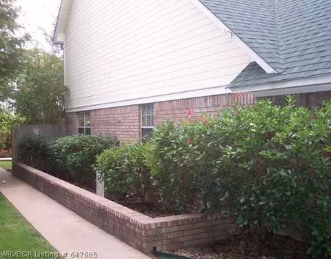 8304 Canopy Oaks Dr, Fort Smith, AR 72903 photo 3