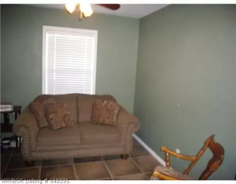 2672 S Enid Pl, Fort Smith, AR 72901 photo 4