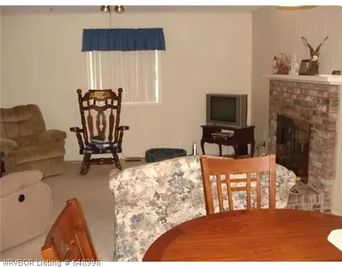 8006 Clover Dr, Fort Smith, AR 72908 photo 4