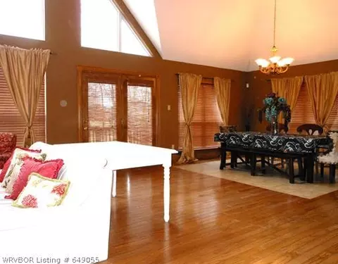 1909 Hillsboro Ln, Fort Smith, AR 72908 photo 4