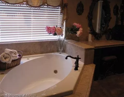 1909 Hillsboro Ln, Fort Smith, AR 72908 photo 12