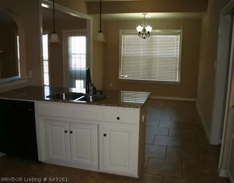 5615 S Thomas Rd, Fort Smith, AR 72916 photo 5
