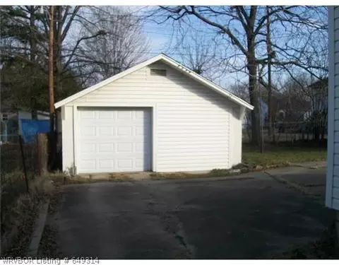 1116 35th St, Fort Smith, AR 72904 photo 3