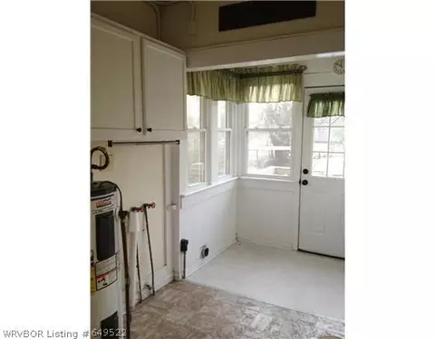 905 N 21st St, Fort Smith, AR 72901 photo 7