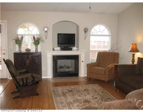 615 Dugan Mill Cir, Fort Smith, AR 72908 photo 3