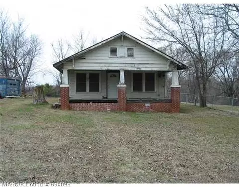 3717 Newlon Rd, Fort Smith, AR 72902 photo 1