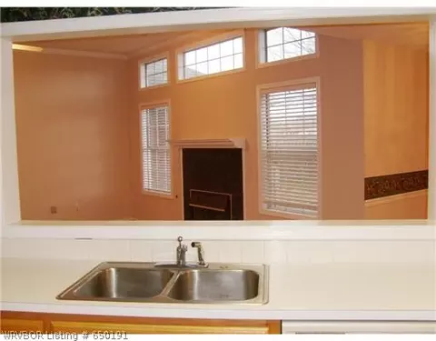 6311 Fallstone Rd, Fort Smith, AR 72916 photo 5