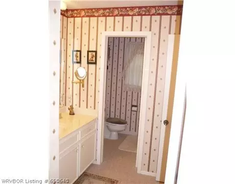 7815 Camelot Cir, Fort Smith, AR 72903 photo 10