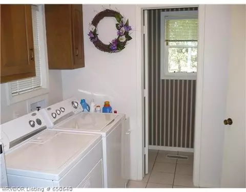 7815 Camelot Cir, Fort Smith, AR 72903 photo 8