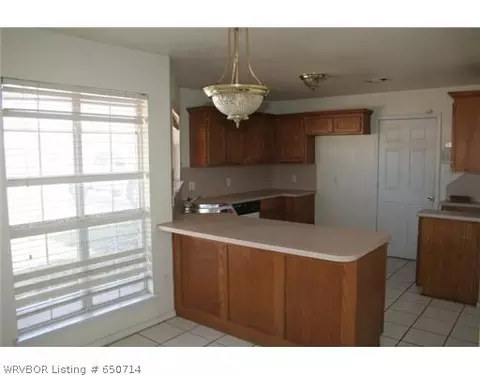603 W Loop W, Roland, OK 74954 photo 3