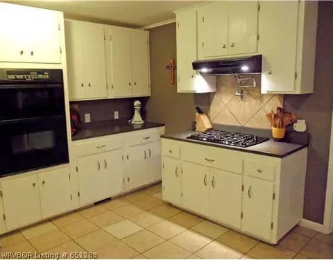 2915 S 32nd St, Fort Smith, AR 72903 photo 5
