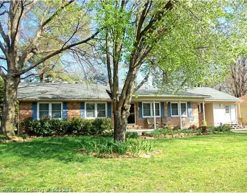 2915 S 32nd St, Fort Smith, AR 72903 photo 1
