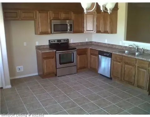 405 Trenton Ave, Fort Smith, AR 72908 photo 3