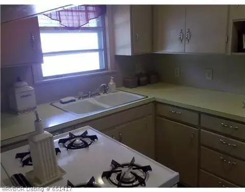 4509 S 26th St, Fort Smith, AR 72901 photo 2