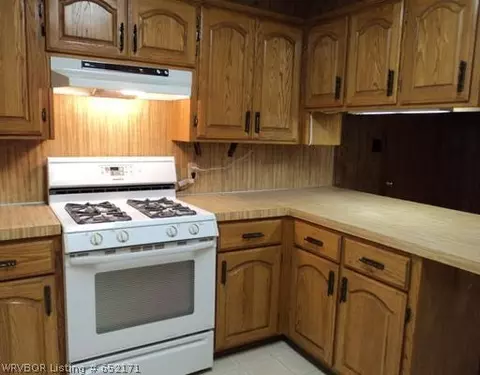 302 N Maple St, Hartford, AR 72938 photo 1