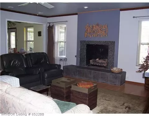 10100 Jenny Lind Ave, Fort Smith, AR 72908 photo 3
