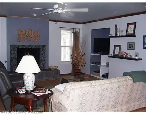 10100 Jenny Lind Ave, Fort Smith, AR 72908 photo 2